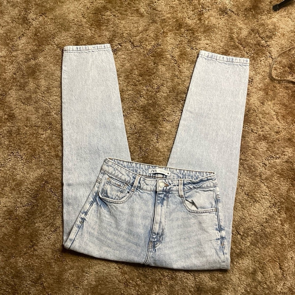 Zara Light Wash High Rise Denim Jean Size‎ 6